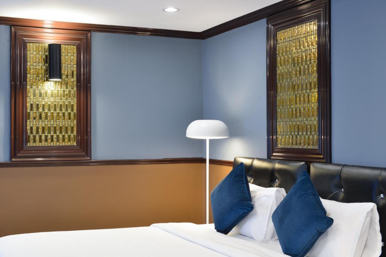 The Breton Hotel Media Bangkok Exterior photo